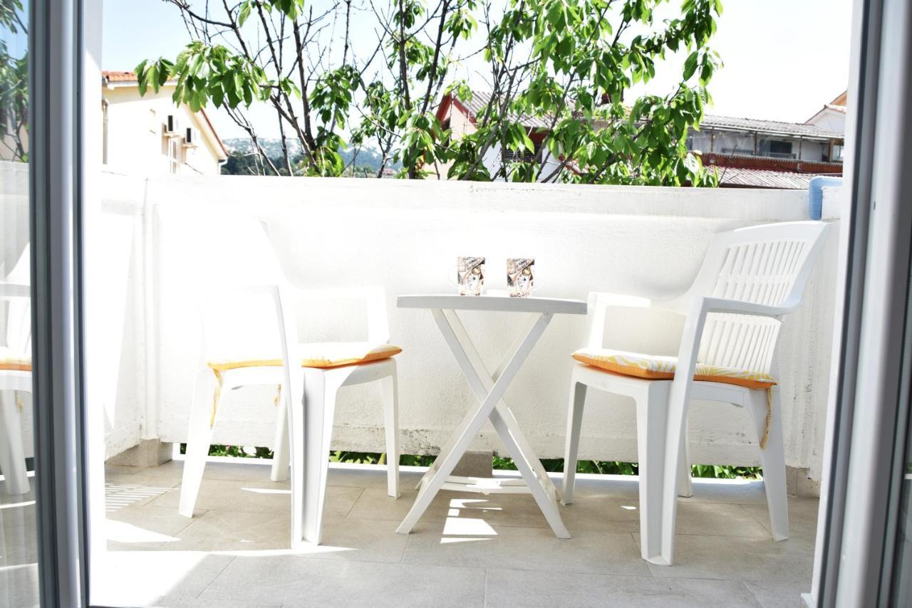 Guest House Tina Rab Town Exterior photo